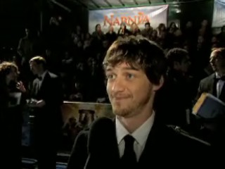 James McAvoy en la premier de Narnia en Londres