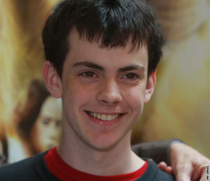 Skandar Keynes