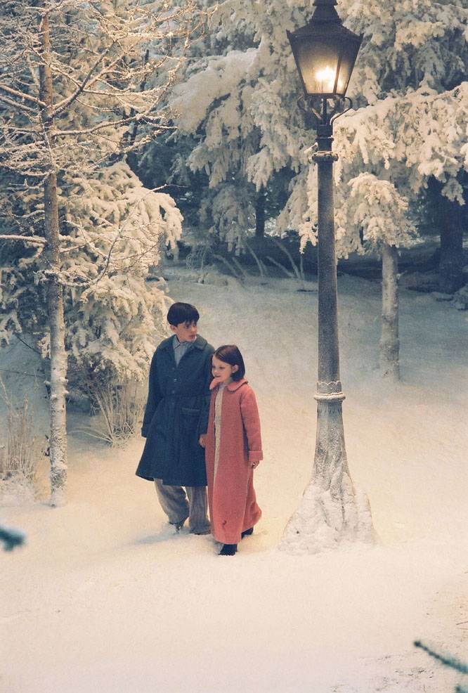 Edmund y Lucy en Narnia