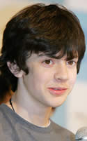 Skandar Keynes