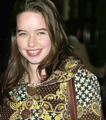 Anna Popplewell