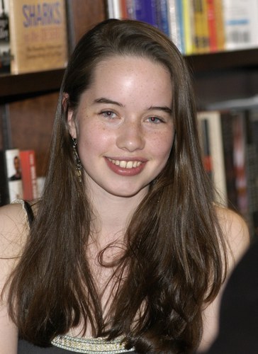 Anna Popplewell